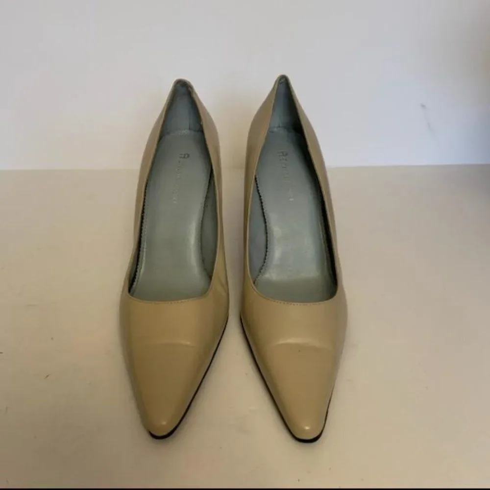 Etienne Aigner Cream Closed Toe Pumps 8M - Picture 6 of 11